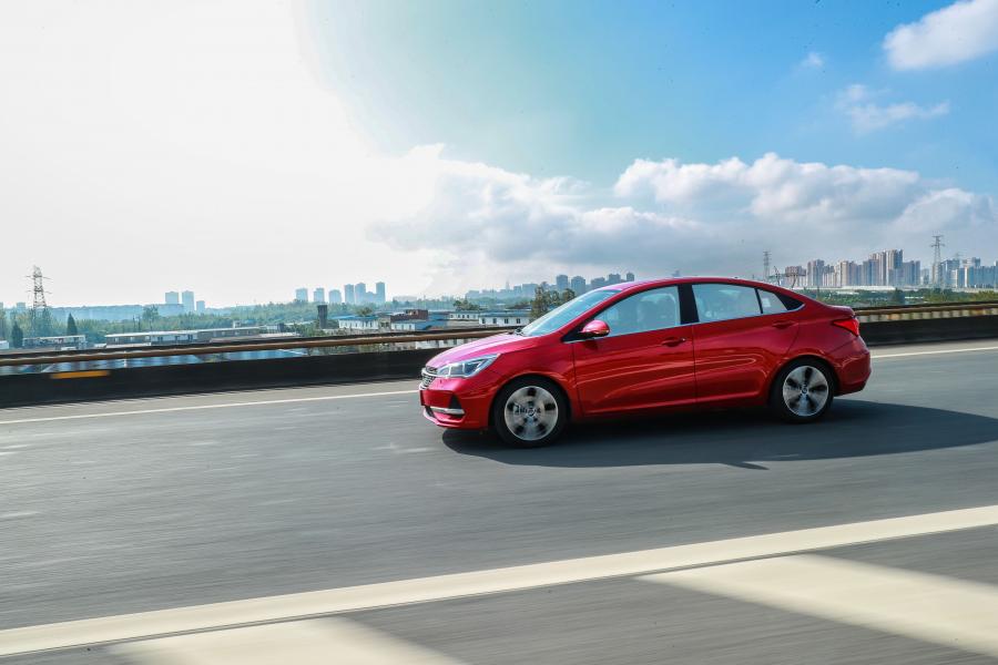  Chery Arrizo EX 2018 года  (фото 20 из 32)